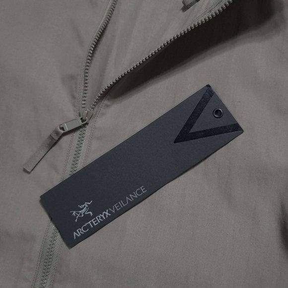 Veilance (XS) Arc'teryx Isogon Jacket - Khaki Brand New Canada - Picture 4 of 6